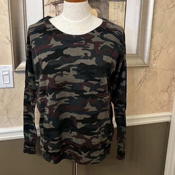 Sanctuary Camouflage Sweater - Picture 1 of 8